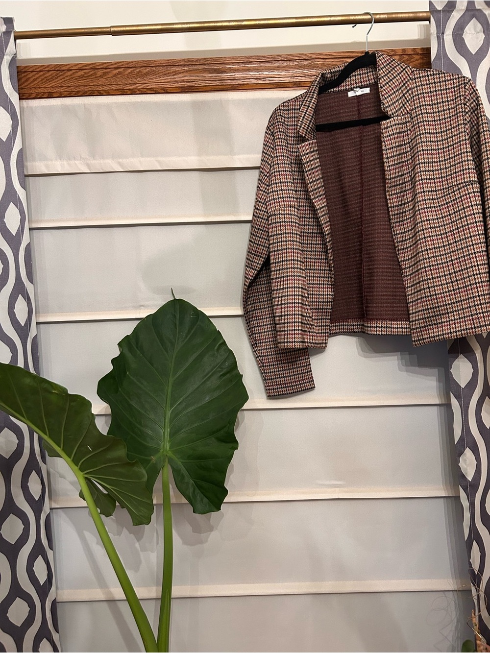 Maurices Houndstooth Cropped Blazer Jacket in Brown